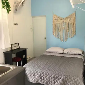 Surfer's Hidden Gem By The Sea Guest house